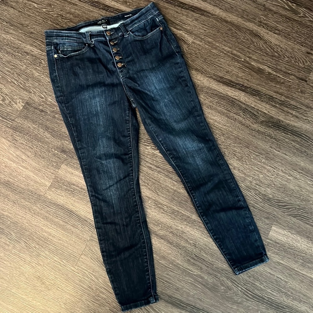 Judy blue jeans